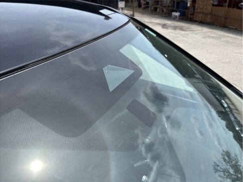 Used 2022 Mitsubishi Outlander ES image 12