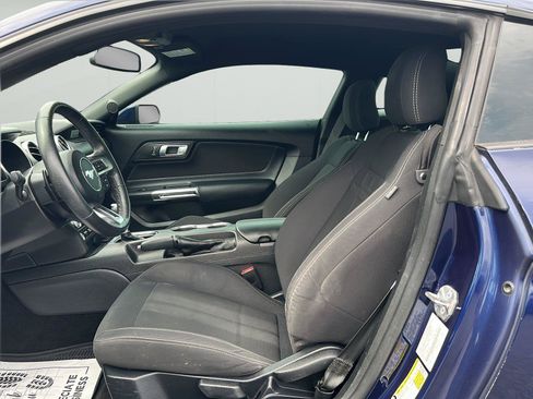 Used 2019 Ford Mustang Coupe RWD image 15