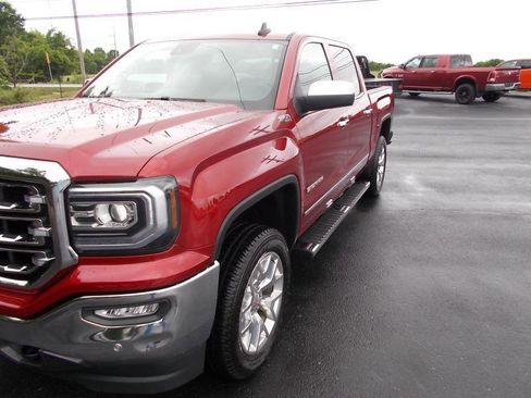 Used 2018 GMC Sierra 1500 SLT AWD/4WD image 8