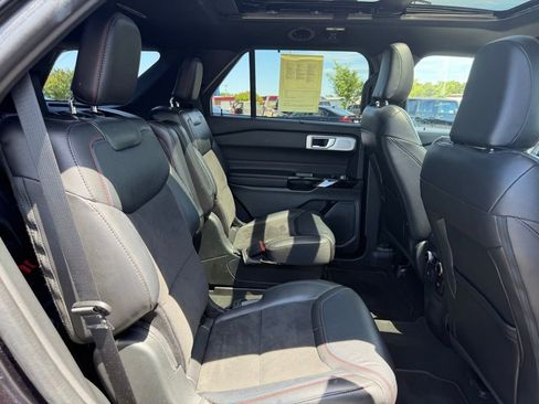 Used 2023 Ford Explorer ST w/ Equipment Group 401A AWD/4WD image 36