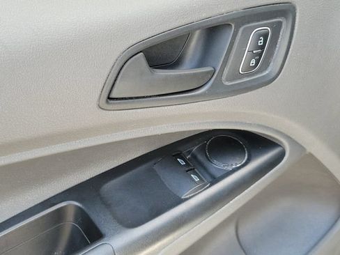 Used 2023 Ford Transit Connect XL FWD image 11