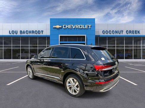 Used 2021 Audi Q7 3.0T Premium Plus w/ Premium Plus Package AWD/4WD image 6