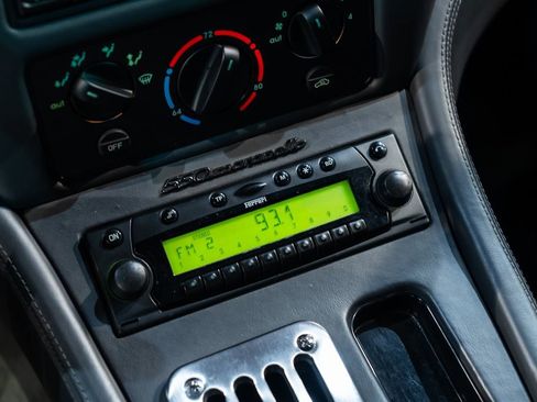 Used 2001 Ferrari 550 Maranello Coupe RWD image 34