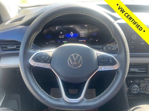 Used 2024 Volkswagen Taos SE AWD/4WD image 26