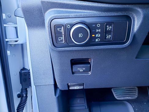 New 2025 Ford Bronco Raptor image 9