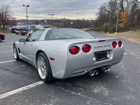Used 1999 Chevrolet Corvette Coupe image 5