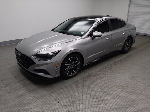 Used 2020 Hyundai Sonata Limited w/ Cargo Package image 2