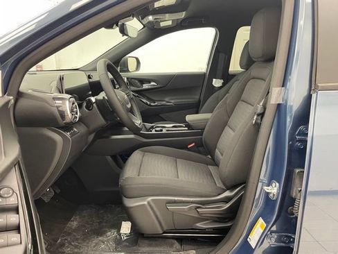 New 2026 Chevrolet Equinox LT w/ Safety and Technology Package AWD/4WD image 8