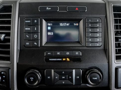 Used 2021 Ford F250 XL w/ Power Equipment Group AWD/4WD image 20