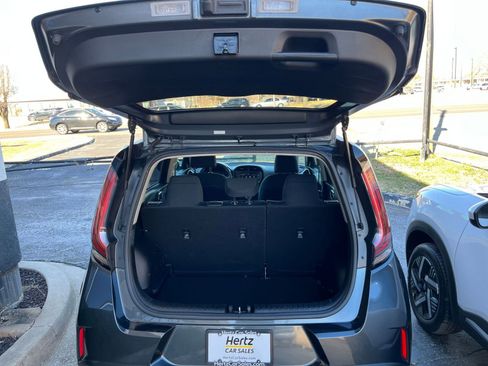 Used 2025 Kia Soul LX w/ LX Technology Package image 29