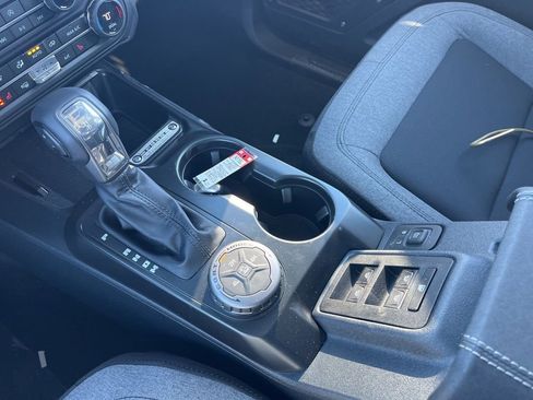 New 2025 Ford Bronco Big Bend image 18