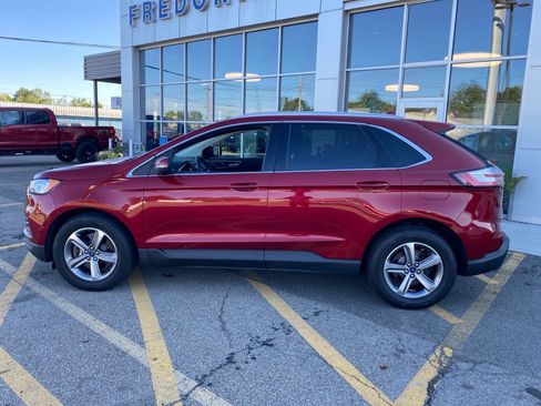 Used 2019 Ford Edge SEL w/ Equipment Group 201A AWD/4WD image 3