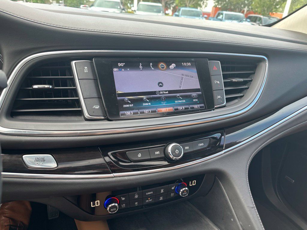 Used 2018 Buick Enclave Premium w/ Experience Buick Package FWD image 13