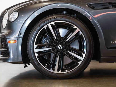 Used 2021 Bentley Flying Spur W12 AWD/4WD image 12