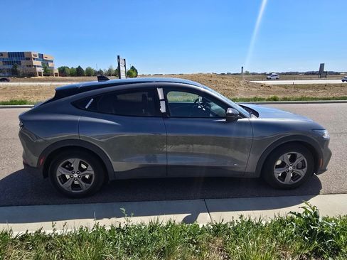 Used 2023 Ford Mustang Mach-E Select image 17