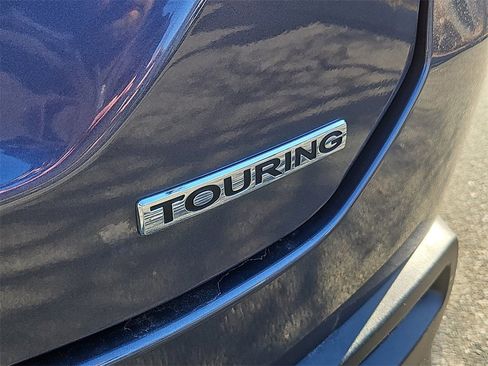 Used 2024 Honda Pilot Touring image 12