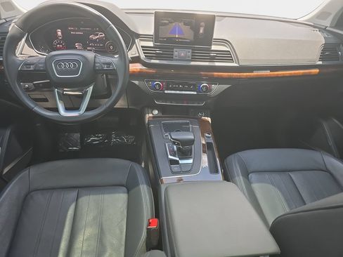 Used 2020 Audi Q5 Premium w/ Premium Plus Package AWD/4WD image 12
