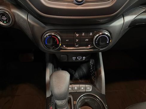 Used 2022 Chevrolet TrailBlazer LT image 27