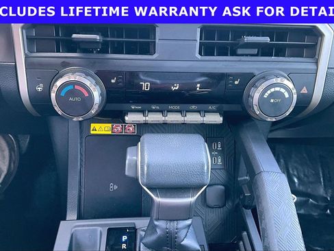 Used 2024 Toyota Tacoma SR5 AWD/4WD image 26