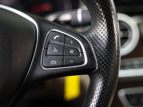Used 2015 Mercedes-Benz C 300 Sedan image 31