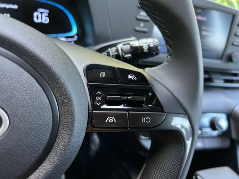 New 2025 Hyundai Elantra Sport image 14