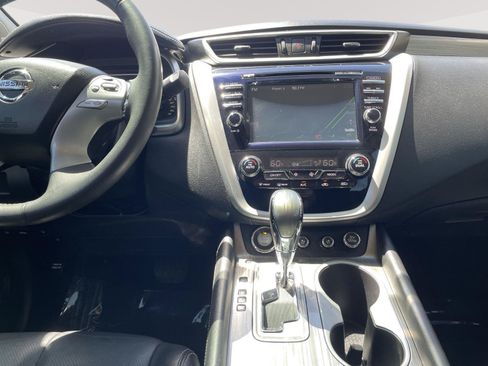 Used 2017 Nissan Murano Platinum w/ Platinum Technology Package FWD image 18