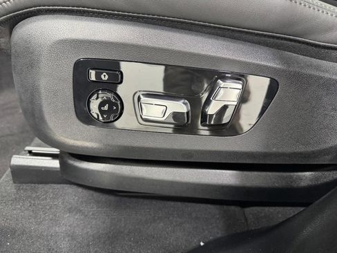 New 2026 BMW X7 M60i image 33