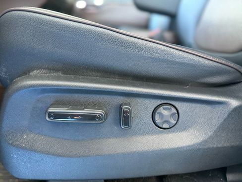 Used 2025 Honda Odyssey Elite image 28