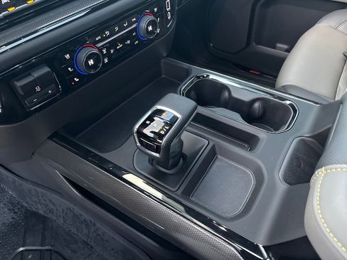 Used 2025 Chevrolet Silverado 1500 ZR2 w/ Technology Package image 29