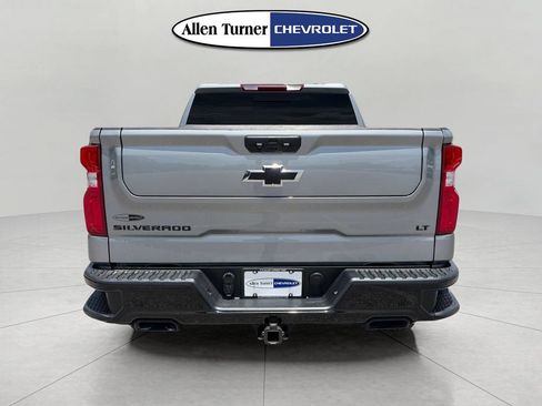 Used 2025 Chevrolet Silverado 1500 LT Trail Boss w/ Convenience Package II AWD/4WD image 5