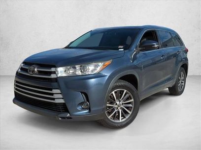 Used 2017 Toyota Highlander XLE