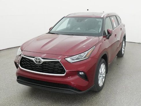 New 2026 Toyota Highlander Limited AWD/4WD image 16