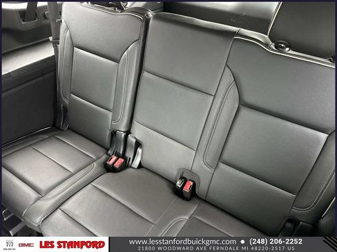 Used 2023 GMC Yukon XL SLT AWD/4WD image 14