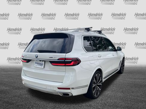 Used 2023 BMW X7 xDrive40i w/ Premium Package AWD/4WD image 11