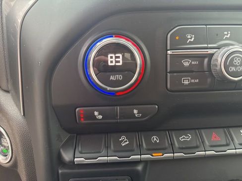 Used 2019 Chevrolet Silverado 1500 RST image 33