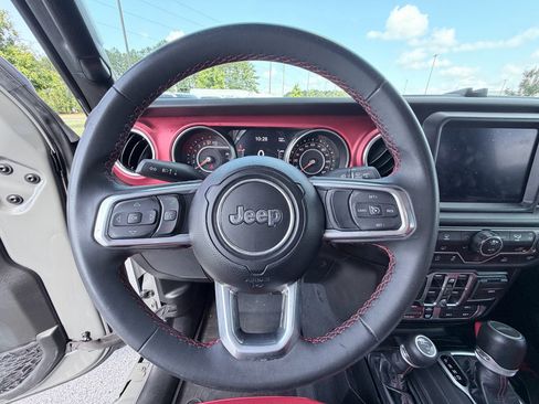 Used 2023 Jeep Gladiator Rubicon w/ Trailer Tow Package AWD/4WD image 14