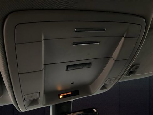 Used 2019 Chevrolet Tahoe 4WD w/ Remote Keyless Entry Package image 22