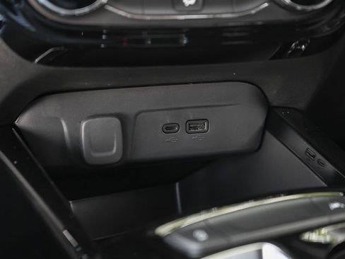 New 2026 Chevrolet Trax LT w/ LPO, Blackout Package image 25