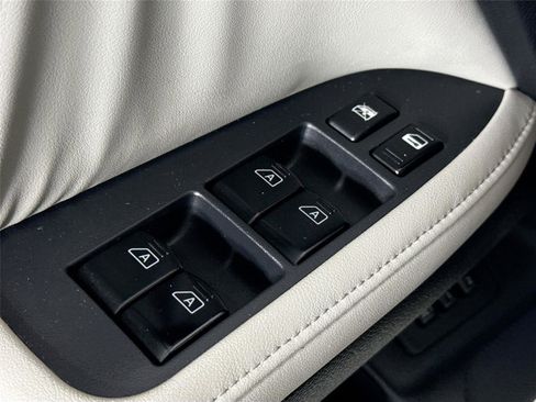 Used 2006 INFINITI M35 Sport image 28