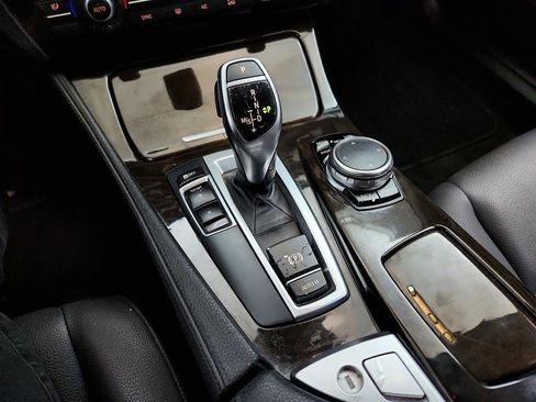 Used 2016 BMW 528i Sedan image 18