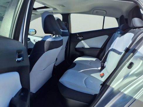 Certified 2017 Toyota Prius Three w/ Advanced Technology Package image 11