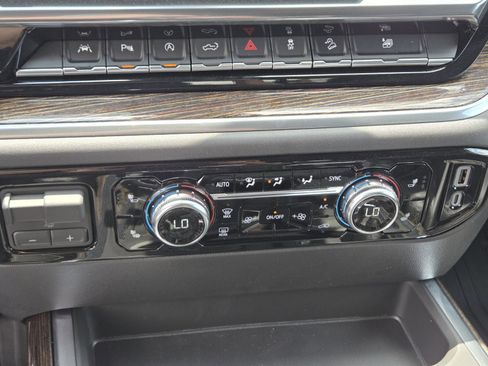 New 2025 GMC Sierra 1500 Elevation w/ Elevation Premium Package image 14