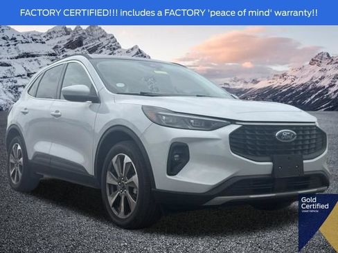 Certified 2025 Ford Escape Platinum AWD/4WD image 1