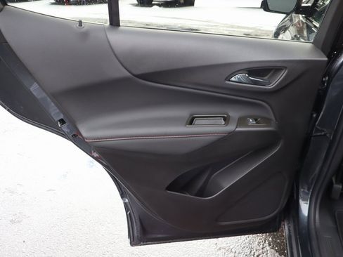 Used 2023 Chevrolet Equinox RS w/ RS Leather Package image 24