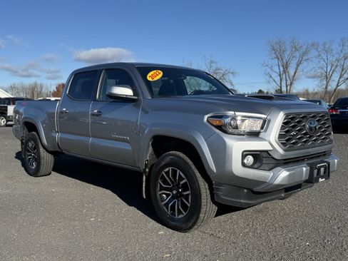 Used 2022 Toyota Tacoma TRD Sport image 13