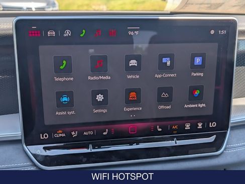 New 2026 Volkswagen Tiguan SE R-Line AWD/4WD image 24