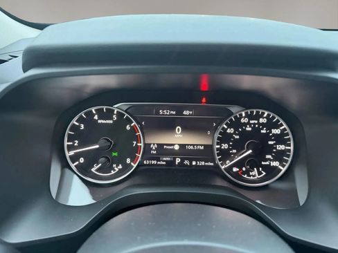 Used 2024 Nissan Rogue SV image 13