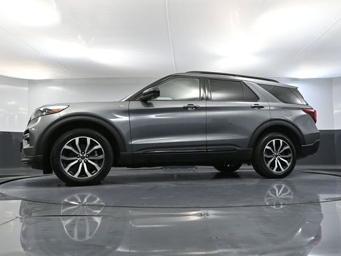 Used 2022 Ford Explorer ST-Line w/ Class IV Trailer Tow Package image 61