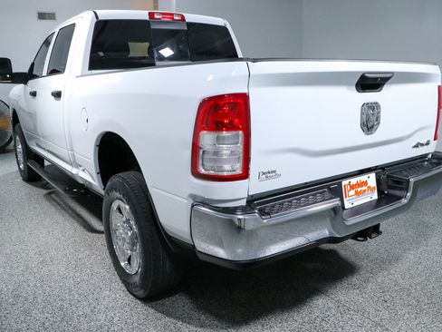 Used 2024 RAM 2500 Tradesman w/ Chrome Appearance Group AWD/4WD image 9