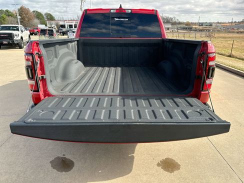 Used 2022 RAM 1500 Big Horn w/ Built-to-serve Edition image 23